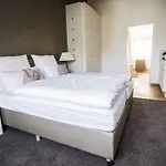 Helvetia Aparthotel 3*