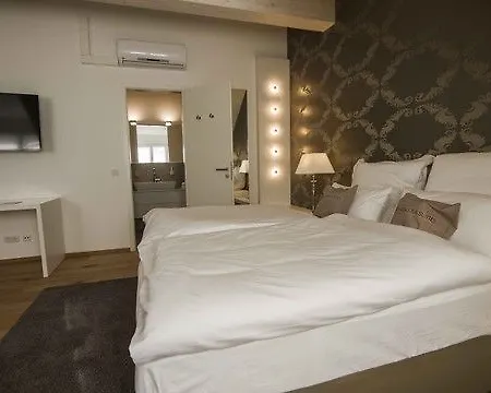 Helvetia Apartmanhotel